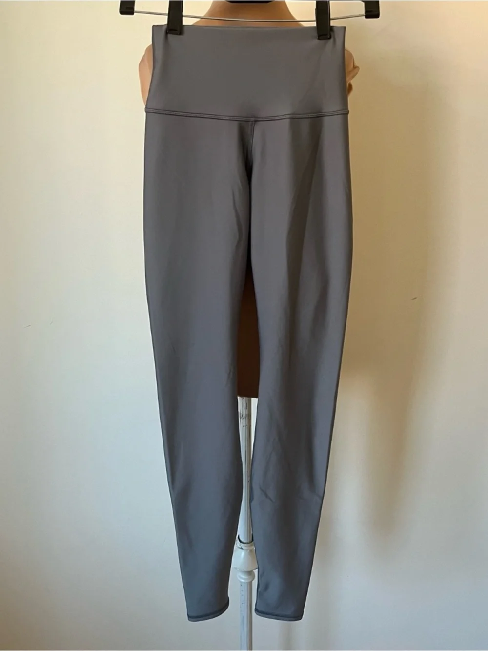 ALO Airlift Winter Warm High-Waist Legging Athletic Work-Out Grey Leggings XXS